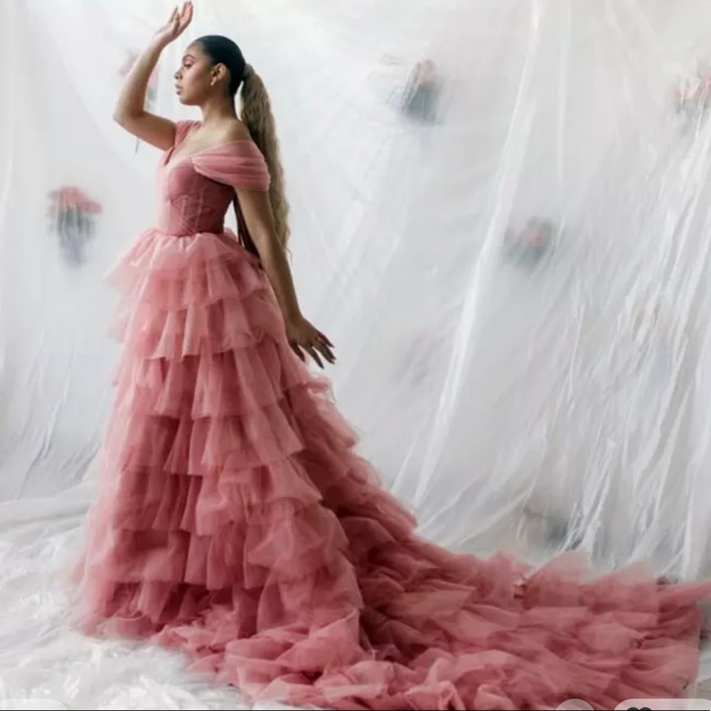Maternity prom dress